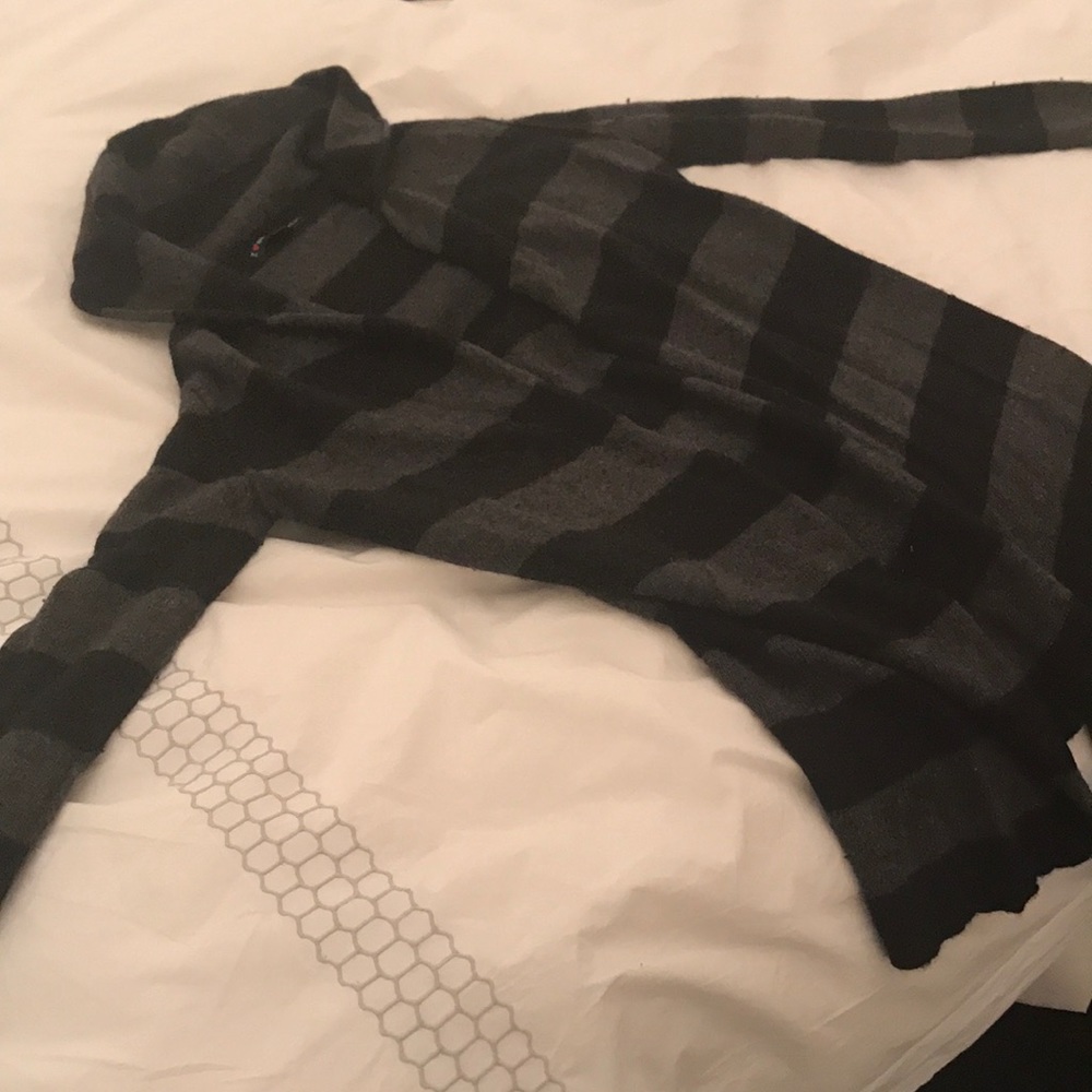 Cardigan - Picture 2 of 2